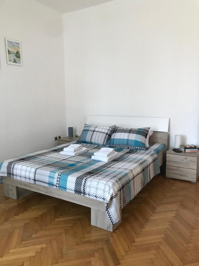 Apartman Studio Katarina Golubac Exteriör bild