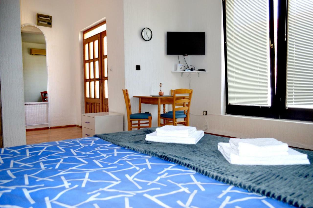 Apartman Studio Katarina Golubac Exteriör bild
